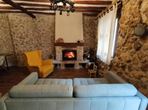  Casa Rural Los Agüelos  Масуэкос